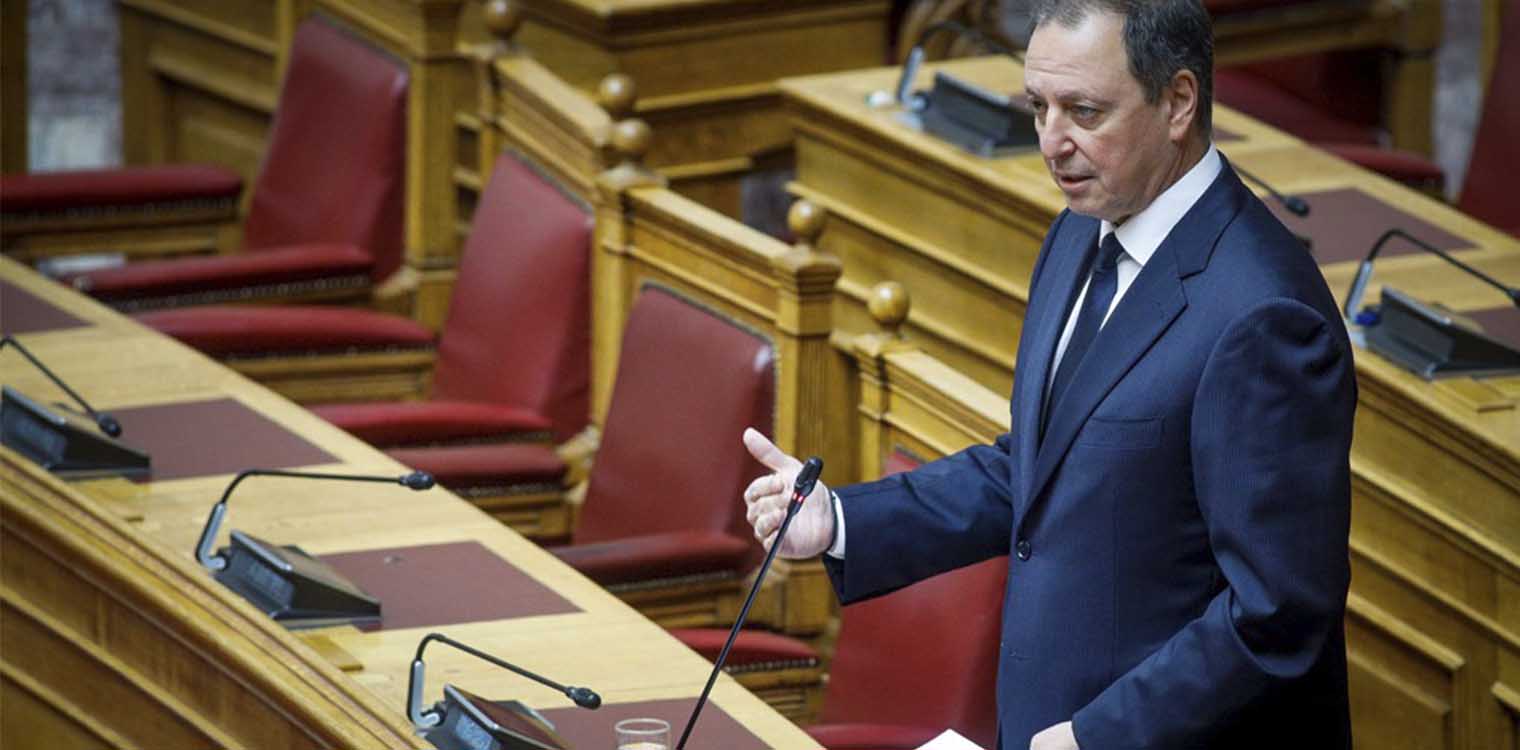 Λιβανός: Ειδικά προγράμματα για ρυτινοσυλλέκτες και μελισσουργούς - Μέριμνα και για τους ελαιοπαραγωγούς