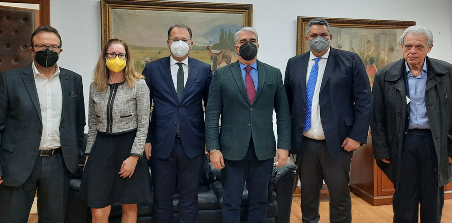 Ευρεία σύσκεψη των ΥφΑΑΤ, Σίμου Κεδίκογλου και Γιώργου Στύλιου με παράγοντες της αγοράς λιπασμάτων και ζωοτροφών
