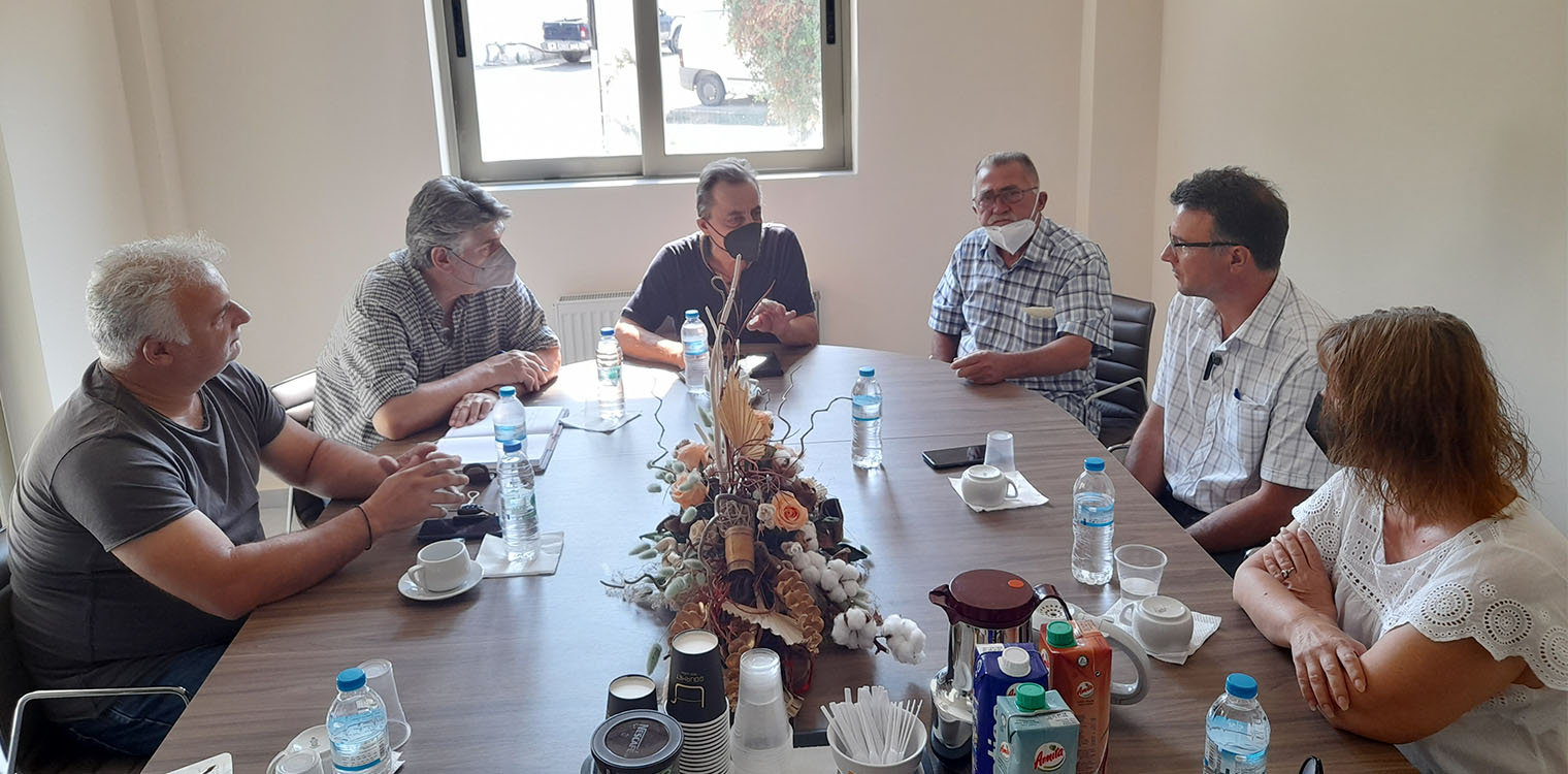 Ευρείες συσκέψεις με κλιμάκια ΕΛΓΑ και ΤΑΠ για τις καταστροφές από την πρόσφατη πυρκαγιά, έγιναν στο δημαρχείο Ανδρίτσαινας-Κρεστένων