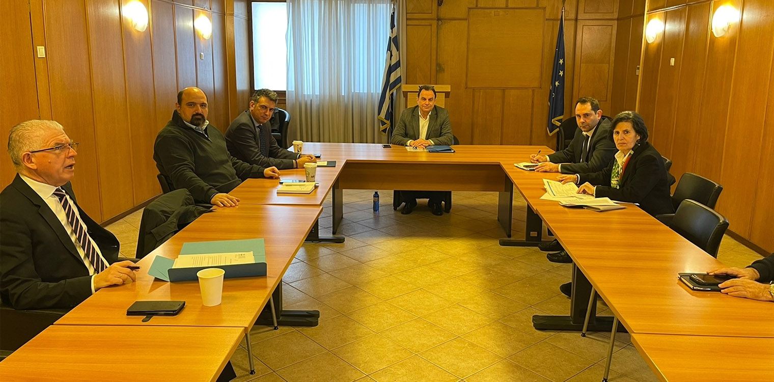 ΥΠΑΑΤ: Αποζημίωση καλλιεργειών στους παραγωγούς επιτραπέζιων ροδάκινων, συμπύρηνων, βερίκοκων, μήλων και καστάνων