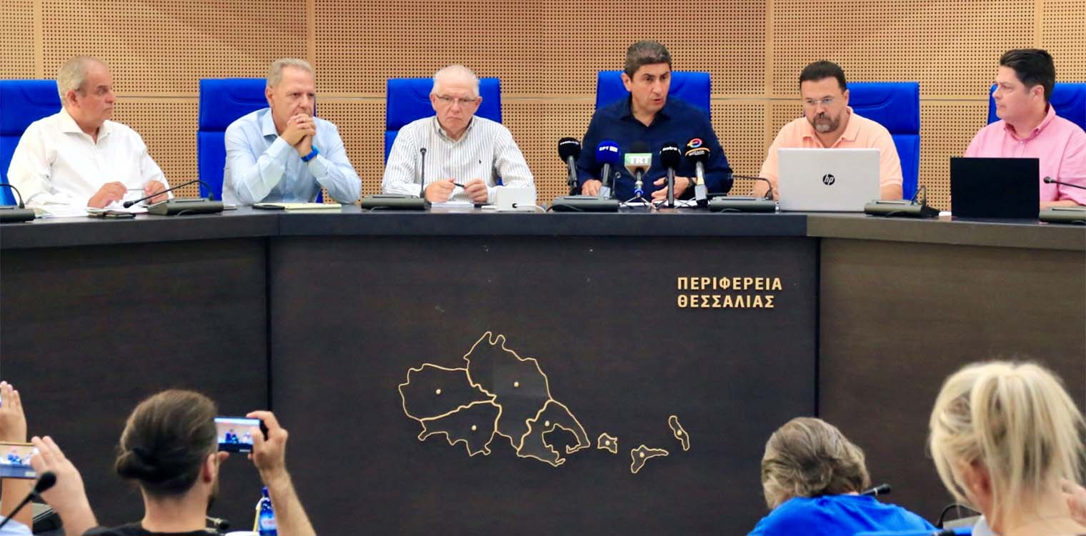 Την αποφασιστικότητα της κυβέρνησης να στηρίξει με κάθε τρόπο τους πληγέντες επανέλαβε ο Λευτέρης Αυγενάκης σε συνέντευξή του από τη Λάρισα