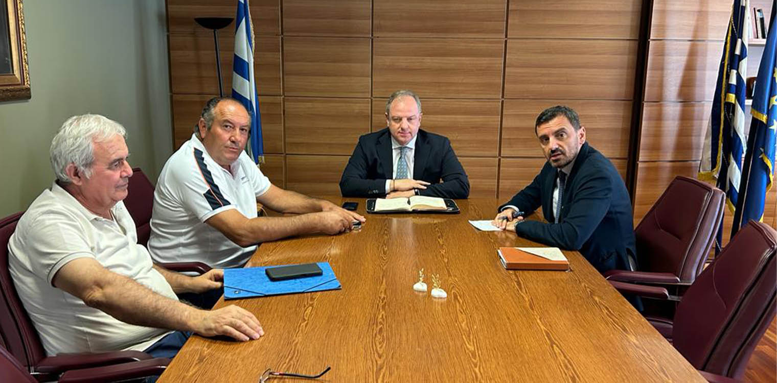 Συνάντηση της ΟΠ Αμαλιάδας με τον Υφυπουργό Αγροτικής Ανάπτυξης παρουσία του Α. Νικολακόπουλου