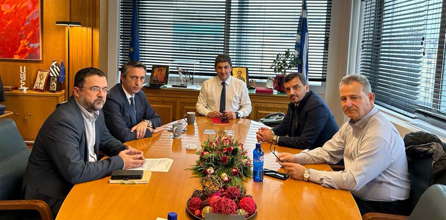 Συνάντηση των βουλευτών Α. Νικολακόπουλου και Π. Μαντά με τον Υπουργό Λ. Αυγενάκη: Αρνητικό το ΥπΑΑΤ στην παράταση για την Κορινθιακή σταφίδα