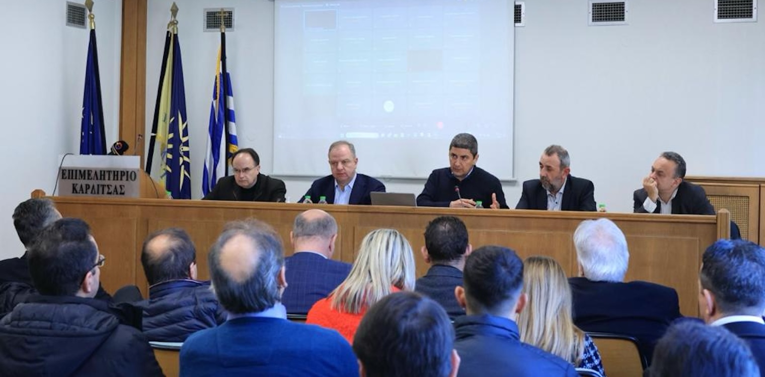 Αυγενάκης: Πρόταση για λειτουργία τμημάτων αγροτών στα Επιμελητήρια