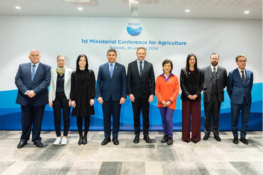 avgenakis klim krisi agrotes 3