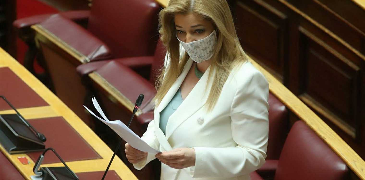 Επικοινωνία Αυγερινοπούλου - Λυκουρέντζου για τη χαλαζόπτωση στη Βάρδα