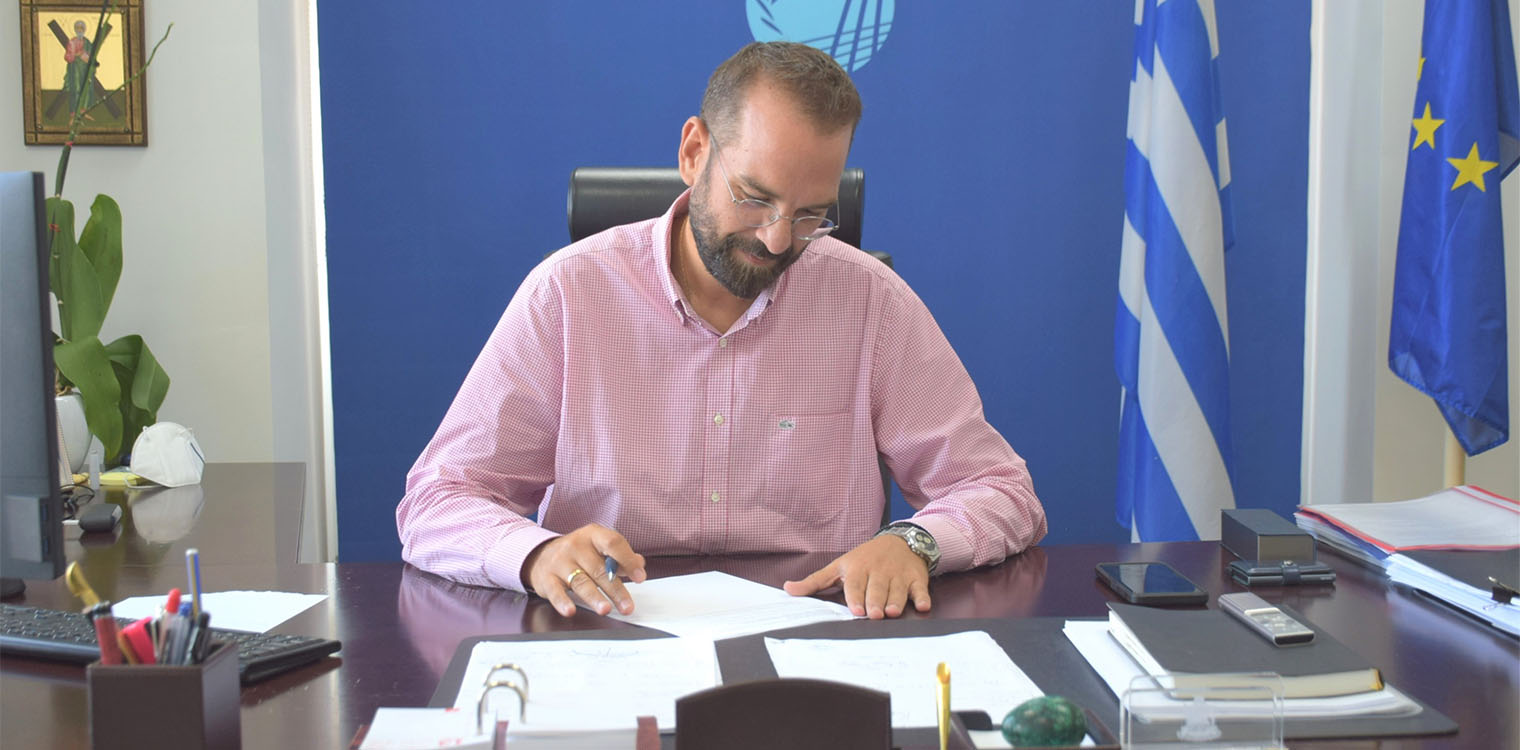 Επιστολή του Περιφερειάρχη Ν. Φαρμάκη στους Υπουργούς, Σκρέκα και Γεωργαντά, για να στηριχθούν τα ελαιοτριβεία και οι ελαιοπαραγωγοί στην τρέχουσα ελαιοκομική περίοδο