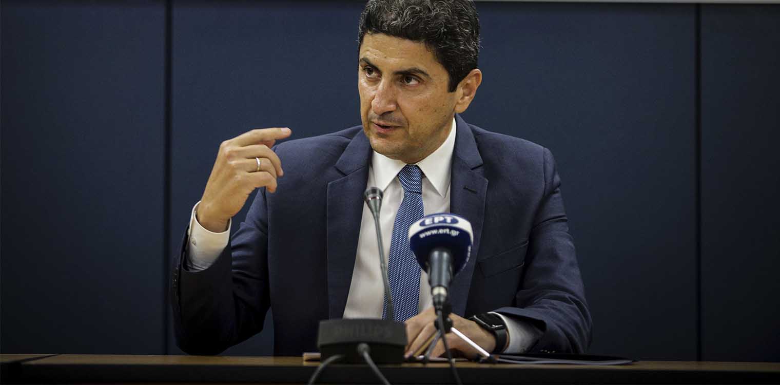 Αυγενάκης: Δεν ισχύει πως θα χρειαστούν πέντε χρόνια για να ξανακαλλιεργηθεί η γη στη Θεσσαλία