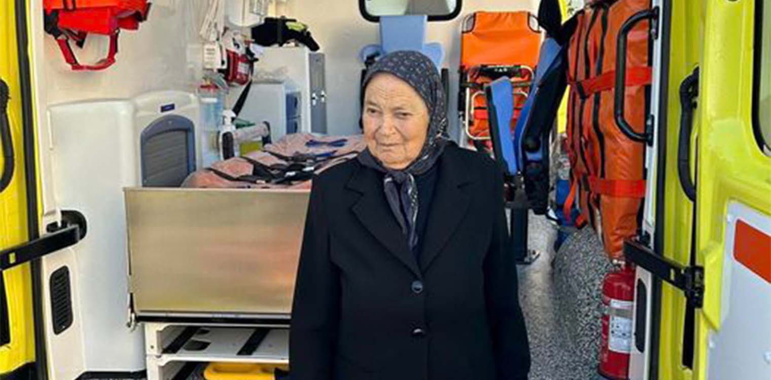 Με σύνταξη 400 ευρώ αγόρασε το ασθενοφόρο στο Μεσολόγγι - «Ο άντρας μου ταλαιπωρήθηκε 12 χρόνια και εγώ έχανα ραντεβού για το νεφρό μου»