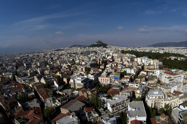 Γιατί η πρόταση Μαρινάκη για τα κλειστά σπίτια μπορεί να εξελιχθεί σε μια νέα φορολογική παγίδα