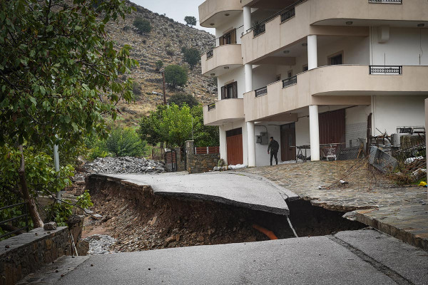Η επόμενη μέρα στην Κρήτη: Ξεκινούν σήμερα οι αυτοψίες