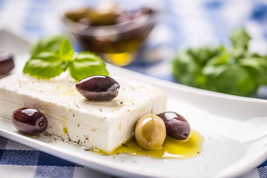 Το κυνήγι των εξαιρέσεων ελληνικών προϊόντων από τους δασμούς Τραμπ - Το βλέμμα σε λάδι και φέτα