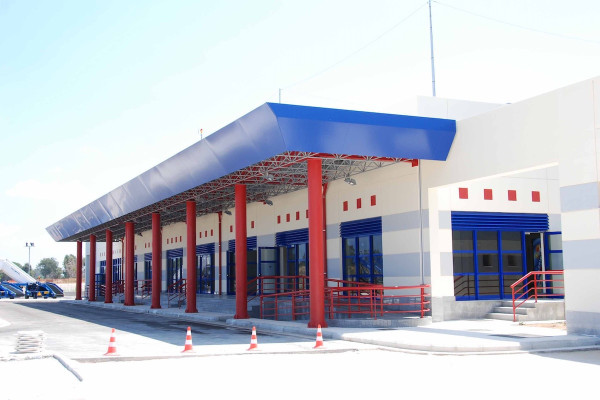 Άραξος: Ξεκινά ο διαγωνισμός παραχώρησης του αεροδρομίου για 40 χρόνια