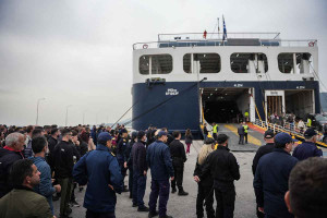 Αποκλεισμένο το λιμάνι της Μυτιλήνης για πέμπτη μέρα από τους κτηνοτρόφους - Έκτακτη σύσκεψη σήμερα