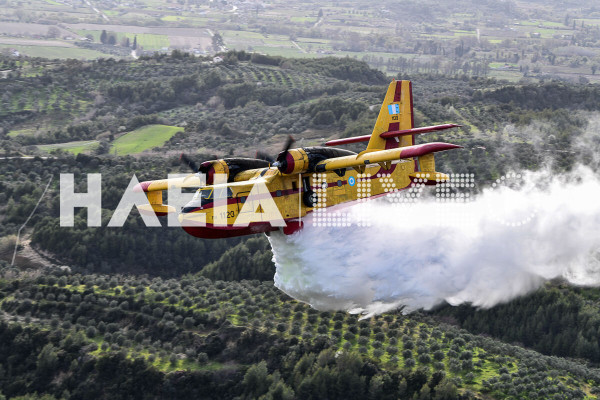 Μεγάλη φωτιά στα Γρεβενά – Στη μάχη και εναέρια μέσα