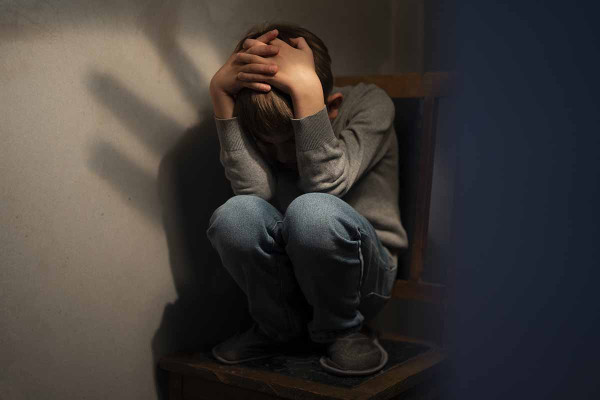 Συνελήφθη κοινωνική λειτουργός στη Ρόδο που αρνήθηκε να δώσει στοιχεία για καταγγελία κακοποίησης ανηλίκου