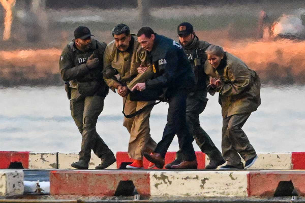 CNN: Έτσι συνέλαβαν τον Μαδούρο σε δύο λεπτά, τα «ακραία ρίσκα» των Αμερικανών πάνω από την οχυρωμένη κατοικία του στο Καράκας