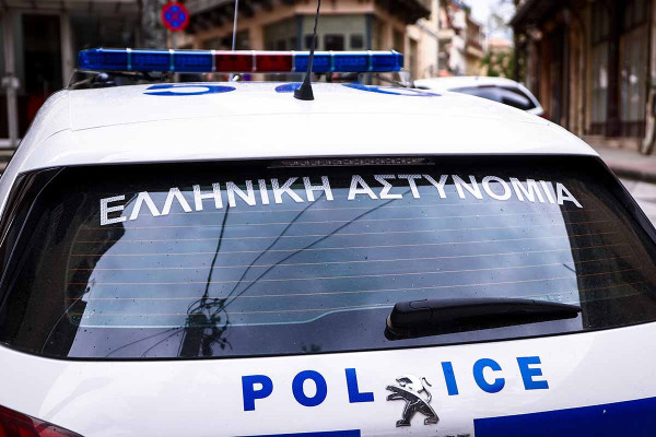 Ζάκυνθος: Συνελήφθη άνδρας που προσπάθησε να ταξιδέψει παράνομα στο εξωτερικό