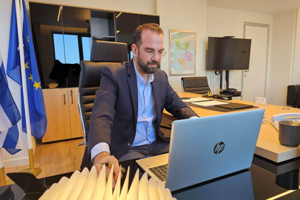 Ηλεία: Χρηματοδότηση 20 εκατ. ευρώ για υποδομές στην παιδεία, την οδική ασφάλεια και τη δημοτική οδοποιία