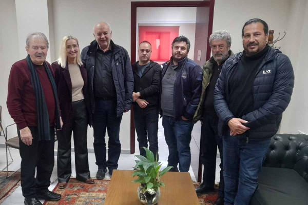 Συνάντηση είχε ο Δήμαρχος Ανδρίτσαινας-Κρεστένων με τον Βουλευτή του ΚΚΕ Νικ. Καραθανασόπουλο