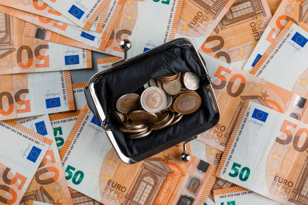 Δημογραφικό: Κίνητρα έως 10.000 ευρώ για μετεγκατάσταση στον Έβρο