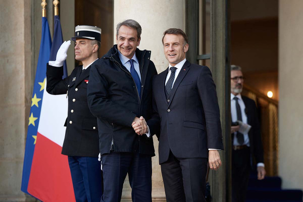 Επίσκεψη Μακρόν στην Αθήνα: Στρατηγικά μηνύματα και πλούσια ατζέντα - Τι ανάφερει διεθνολόγος