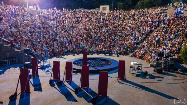 Η «Μήδεια» με την Καρυοφυλλιά Καραμπέτη συγκλόνισε το κοινό στο Διεθνές Φεστιβάλ Αρχαίας Ολυμπίας
