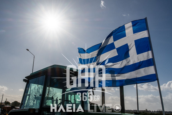 Πύργος: Ανοίγουν σήμερα τον δρόμο σε ένδειξη καλής θέλησης οι αγρότες – Παραμένουν με τα τρακτέρ στον κόμβο του Πύργου