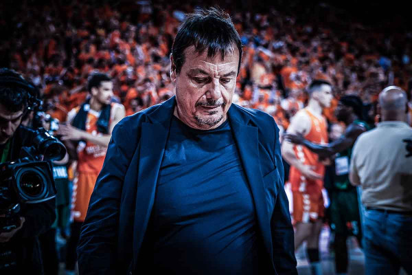 Άταμαν: Αποχώρησε από τη συνέντευξη Τύπου μετά από ερώτηση για το Final Four