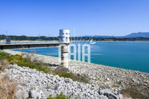 “Διψάει” ο κάμπος της Ηλείας: Στερεύει από νερό το φράγμα Πηνειού