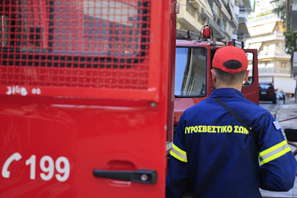 Θεσσαλονίκη: Φωτιά σε διαμέρισμα στο κέντρο - Στο νοσοκομείο 30χρονη με εγκαύματα