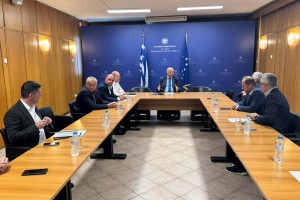 Συνάντηση Τσιάρα με τη Διεπαγγελματική Οργάνωση Βάμβακος: Συντονισμένες δράσεις για τη στήριξη του βαμβακιού