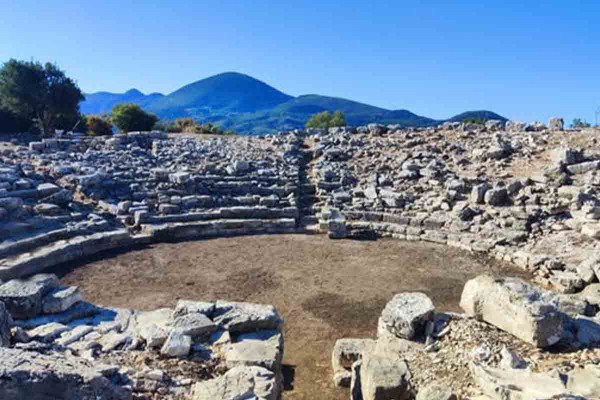 Μουσική Εκδήλωση στο Αρχαίο Αίπυ από την ΑΝΟΛ ΑΕ σε συνδιοργάνωση με την ΕΦΑ Ηλείας και το Δήμο Ανδρίτσαινας Κρεστένων