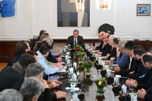 Ολοκληρώθηκε η συνάντηση Μητσοτάκη με τους αγρότες - «Τις επόμενες μέρες η απάντηση στα αιτήματα»