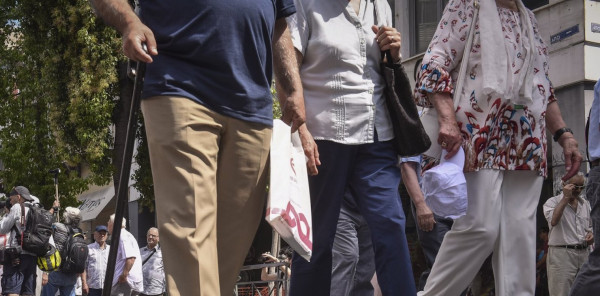 Συντάξεις χηρείας: Ερχονται αυξήσεις για πάνω από 8.500 συνταξιούχους