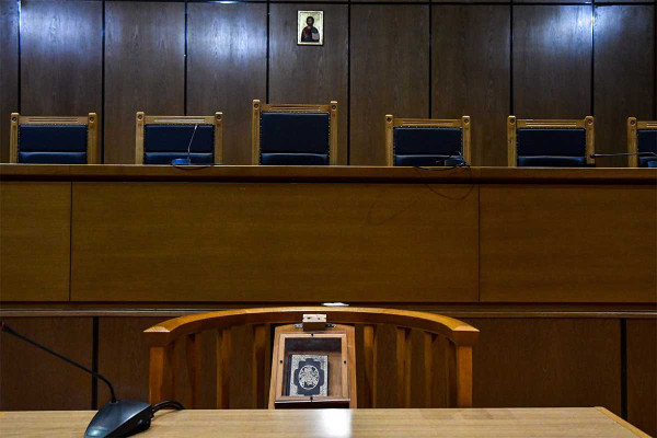 Χριστιανικές εικόνες στα ελληνικά δικαστήρια: Αποφασίζει το Ευρωπαϊκό Δικαστήριο μετά από προσφυγή