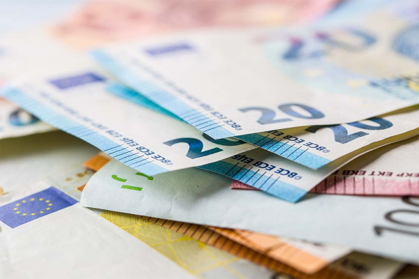 Δώρο Πάσχα: Πότε καταβάλλεται και πώς να το υπολογίσετε