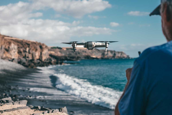 Έλληνας ερευνητής εξελίσσει drone που εντοπίζει ναυαγούς με τεχνητή νοημοσύνη