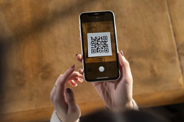 Διακινούσαν ναρκωτικά μέσω social media και QR codes