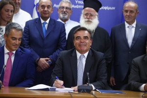 Υπεγράφη η σύμβαση ΣΔΙΤ για το μεγάλο αρδευτικό έργο Λασιθίου ύψους 87,9 εκατ. ευρώ