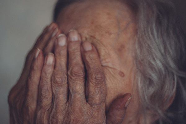 Αμαλιάδα: 86χρονη εξαπατήθηκε και έδωσε 20.000 ευρώ - Το κομπόδεμά της έκανε φτερά…
