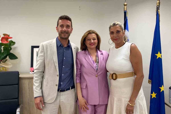 Σημαντική Συνάντηση για το Μέλλον του Λιμανιού Κυλλήνης
