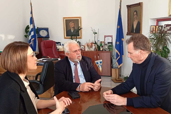 Συνάντηση του Δημάρχου Ήλιδας με τον Ευρωβουλευτή Νίκο Παπανδρέου