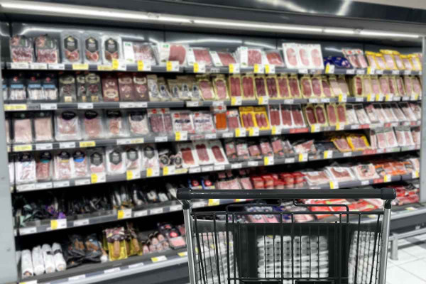 Στο έτοιμο φαγητό στρέφονται οι καταναλωτές - Ξεπέρασε το 1 δισ. ευρώ ο τζίρος των σούπερ μάρκετ