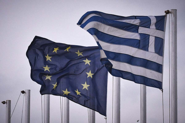 Η «ψήφος εμπιστοσύνης» από την Κομισιόν και οι προκλήσεις της επόμενης ημέρας