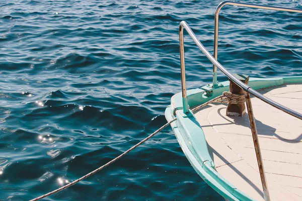 Ίος: Νεκρός εντοπίστηκε τουρίστας σε σκάφος στο λιμάνι