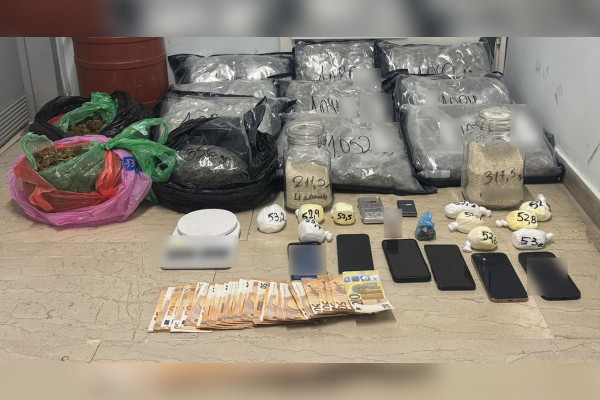 Εξαρθρώθηκε εγκληματική οργάνωση που διακινούσε συστηματικά ναρκωτικά στην Αχαΐα