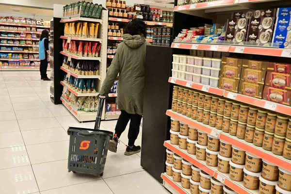 Σούπερ Μάρκετ: Τη Δευτέρα οι δεσμευτικές προτάσεις για τις μειώσεις έως 20% - Ποια προϊόντα αφορούν