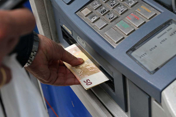 Πότε πληρώνονται οι συντάξεις Σεπτεμβρίου - Ποιες οι ημερομηνίες καταβολής