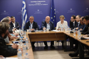 "Ο λόγος τώρα στα μπλόκα"- Πού κατέληξε η συνάντηση των αγροτών με τους υπουργούς